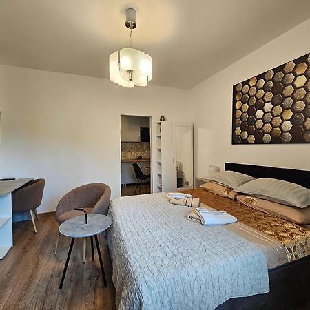 Zita - Heart Of Rovinj, Apartment For 2, Free Parking, 2Min Center, 5Min Beach Walk Εξωτερικό φωτογραφία