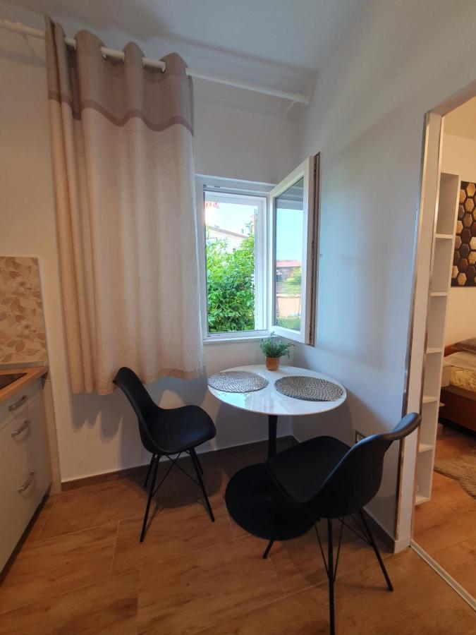 Zita - Heart Of Rovinj, Apartment For 2, Free Parking, 2Min Center, 5Min Beach Walk Εξωτερικό φωτογραφία